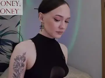 Chaturbate Live Sex of sirenaswhisper