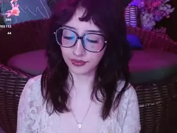 Chaturbate Live Sex Cam of sweet_roxanee
