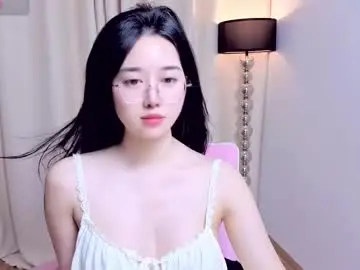 Chaturbate Live Sex Cam of miu99999
