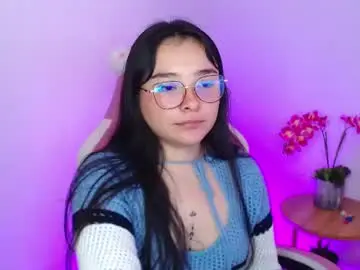 Chaturbate Live Sex of nahia__1