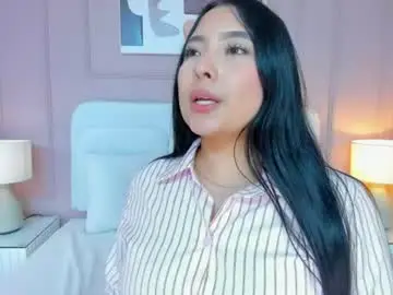 Chaturbate Live Sex Cam of solandis_cutee