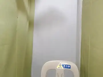 Chaturbate Live Sex Cam of pinaysweatwetlover69