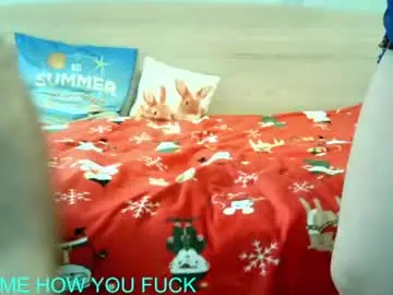 Chaturbate Live Sex Cam of littlesubgirl_