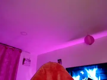 Chaturbate Live Sex of barbie20_