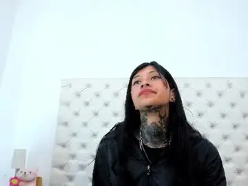 Chaturbate Watch Live Sex Cams of esmeralda_06