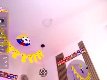 Chaturbate Sex Cam of amara_davis1
