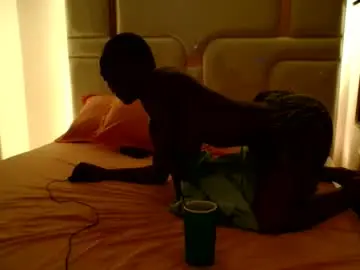 Chaturbate Adult Webcams of melaninqueen02