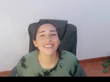 Chaturbate Best live sex cam show of luna_lgomez