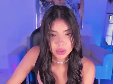 Chaturbate Watch Live Sex Cams of mialaurence_
