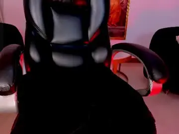 Chaturbate Free Porn Cam of mialaurence_