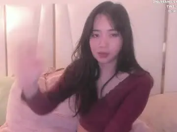 Chaturbate Live Sex Cam of clara_chan