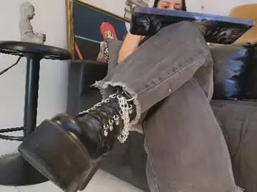 Chaturbate Watch Live Sex Cams of sophie_littles