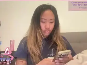 Chaturbate Adult Video Chat of viviandela97