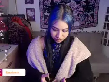 Chaturbate Adult Video Chat of exodiakinky