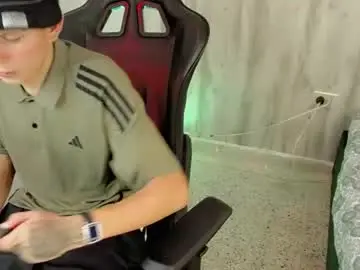 Chaturbate Free Porn Cam of hot_athletes_