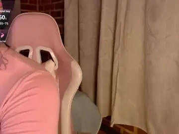 Chaturbate Sex Cam of aiilynn_1