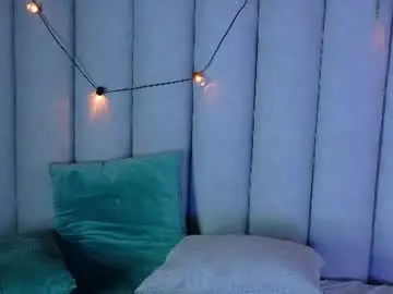 Chaturbate Adult Video Chat of ahslyevans__