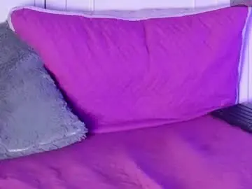 Chaturbate Live Sex Cam of molly_blue01