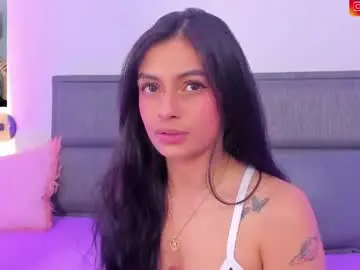 Chaturbate Sex Chat of lilith_petit_