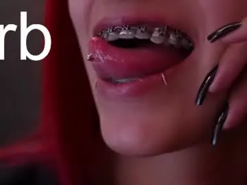 Chaturbate Live Sex Cam of agatacollinsss