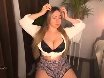 Chaturbate Free Live Porn of tatti_1