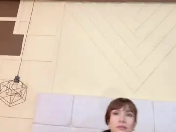 Chaturbate Nude Webcam of alixduzan