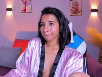 Chaturbate Sex Cam of emily_bruss