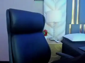 Chaturbate Watch Live Sex Cams of chloeharper_