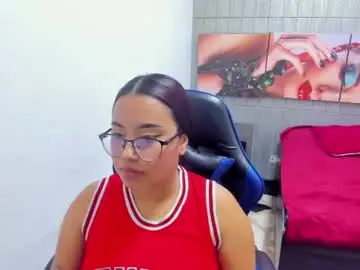 Chaturbate Live Sex Cam of susan_moore29