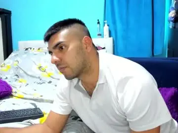 Chaturbate Watch Live Sex Cams of scarletandryan28