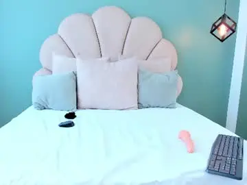 Chaturbate Live Sex Cam of ninaa_rose