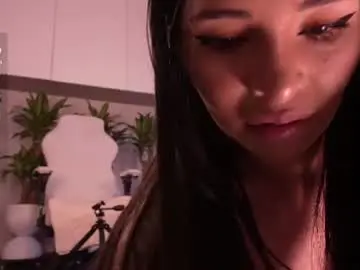 Chaturbate Free Live Porn of lau__1