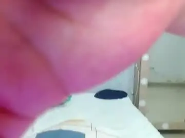 Chaturbate Live Sex Cam of cumb0y_squirtgirl