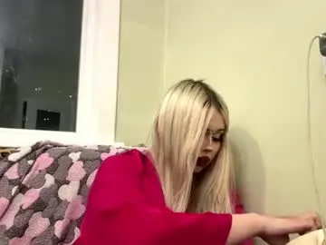 Chaturbate Nude Webcam of moonluvv3