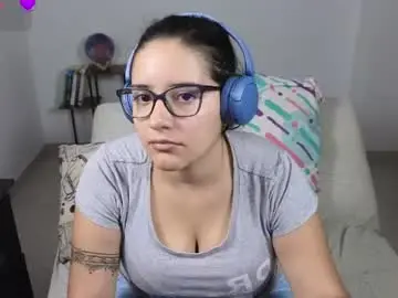 Chaturbate Live Sex Cam of moonwoman_