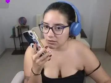 Chaturbate Free Live Porn of moonwoman_