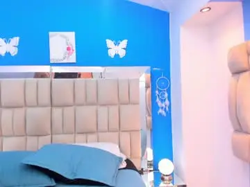 Chaturbate Watch Live Sex Cams of rousse_lily0