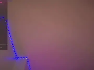 Chaturbate Free Live Porn of bellamonroee