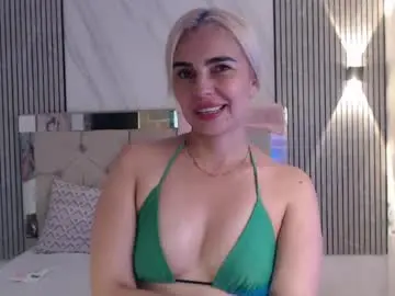 Chaturbate Adult Video Chat of julieta__fox_