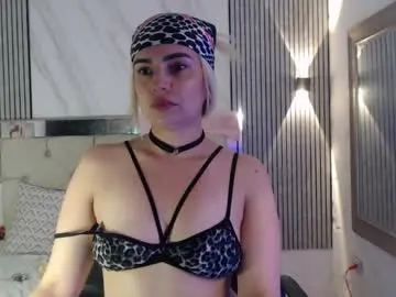 Chaturbate Live Sex of julieta__fox_