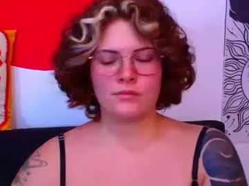 Chaturbate Private Sex Chat of maddyredhairy