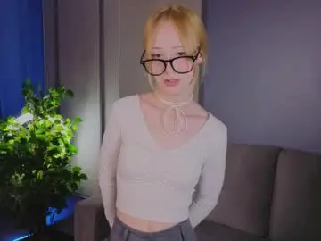 Chaturbate Watch Live Sex Cams of imeldamoxey
