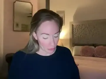 Chaturbate Free Porn Cam of sarahgiroux86