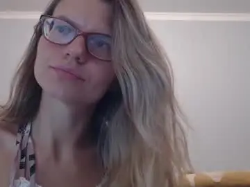 Chaturbate Live Sex of shy_moony