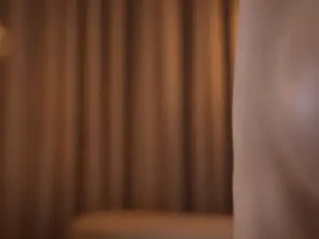 Chaturbate Free Live Porn of emyii