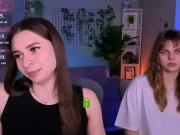 Chaturbate Live Sex Cam of naya_may