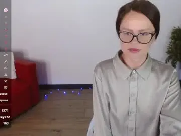 Chaturbate Free Live Porn of izzy_cam