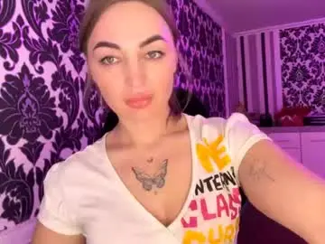 Chaturbate Live Sex Cam of diamondwave888
