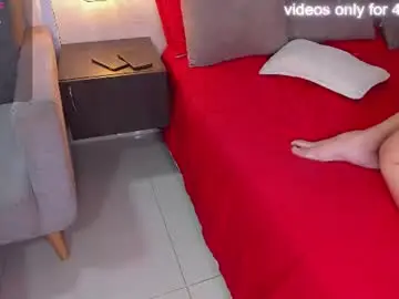 Chaturbate Nude Webcam of naughty_julieta13