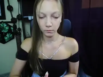 Chaturbate Live Porn of emilly_xkiss